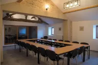 Domaine Joseph Lafarge Wine Resort Oeno-Tonneaux expérience Hotels in Cluny