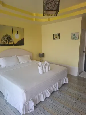 Sports Bar & Resort - 2-Star