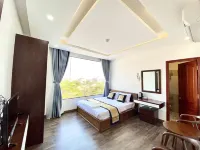 Hotel Đức Thành 2 Các khách sạn gần Bãi Bàng