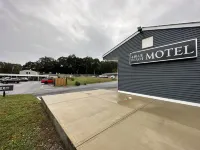 Blue Beach Motel Providence North Kingstown Hotels near Walmart Supercenter