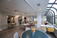 The Lux Hotel & Conference Center, Ascend Hotel Collection - 3 estrellas