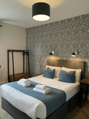 The Wheatsheaf Inn - Homestays