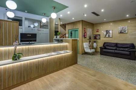 Hotel Navarro Отели в г. Кампо де Калатрава