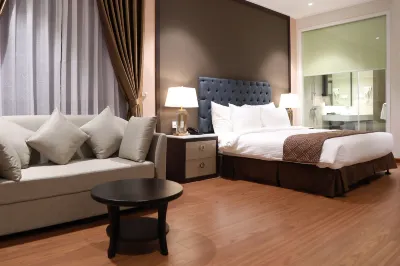 Dai Viet Hotel Hotels near Bia Tưởng Niệm Các GV&Hs Hy Sinh Trên Công Trường Đê Sông Mã.