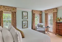 The Mayflower Inn & Spa, Auberge Resorts Collection Hotels in Litchfield
