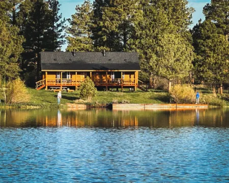 Red Canyon Lodge Hotels in Daggett County