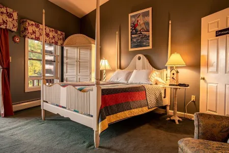 Point Au Roche Lodge Отели в г. Айл-ля-Мотт