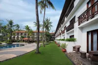 Akar Hotels & Resort Lampung - С бассейном
