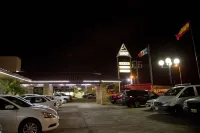 Hotel Los Andes - parking