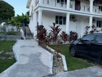 Queen Anne's Apartments Hotels near Arawak Beach