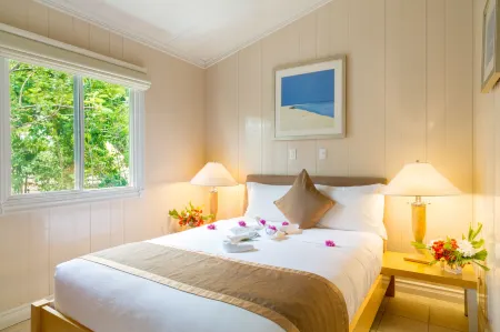 Kokomo Botanical Resort - Caribbean Family Cottages