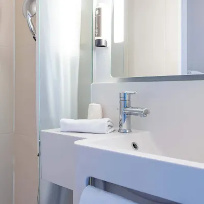 B&B Hotel Rennes Ouest Villejean Hotels near Couvent des Jaconins