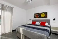 Nice Beach Apartments for 3 Adults Hotels in Stobrec