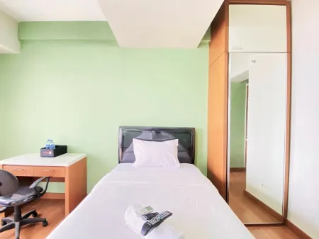 Minimalist Studio Apartment at Oxford Jatinangor