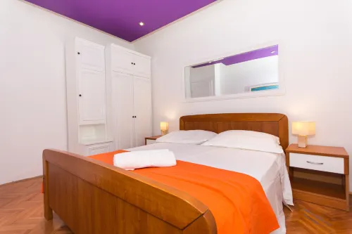 놀라운 바다 전망이 있는 아파트 트로기르 호텔