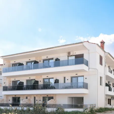 Amalthia Luxury Suites