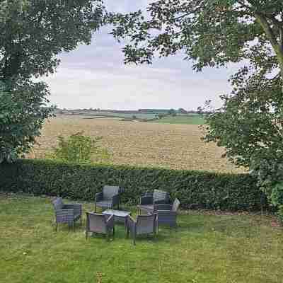 Modern Peaceful Open Plan 1-Bed Apartment Rutland Hotel Exterior