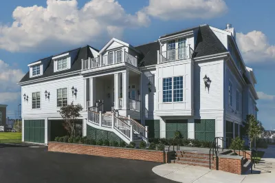 Gardiner House Hotels in 