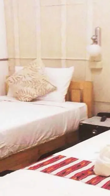 ห้องสแตนดาร์ดพร้อมห้องน้ำรวม - ผาผึ้ง