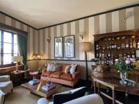 Hotel Hermitage Hotels near Corridoio Vasariano