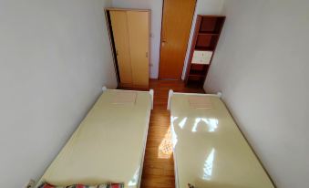 Close to Center Apartment Poly 2 D