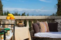In Provence Hotel Hotels in Pertuis