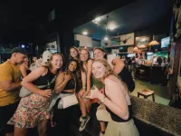 Howzit Hostels Hawaii فنادق في هيلو