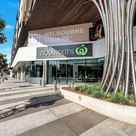 Melbourne Square Apartments