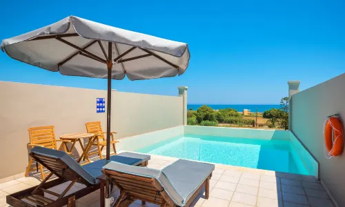 Solimar Aquamarine Resort