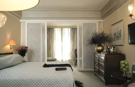 Hotel Al Bustan Отели рядом с достопримечательностью «Embassy of Canada»