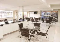 La Vitre Hotel - Bữa sáng