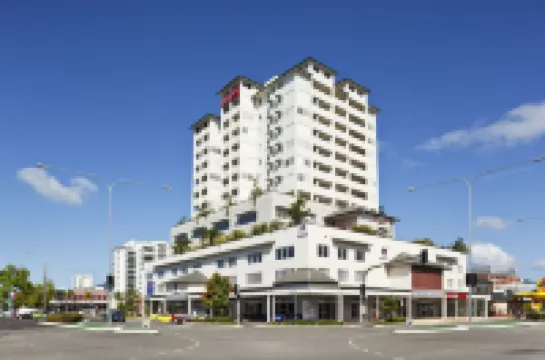 Cairns Central Plaza Apartment Hotel Official Hotels near Cairns Central Station