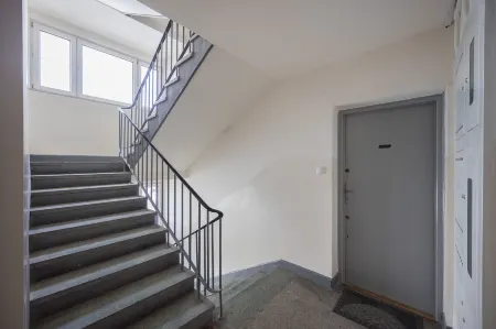 Riverside Comfort Studio by BookingHost Отели рядом с достопримечательностью «Дворец культуры и науки»