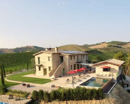 Relais Cocci Grifoni - Panoramic Wine Resort Hotel di Offida