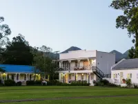 Tsitsikamma Village Inn Hotels in Stormsrivier