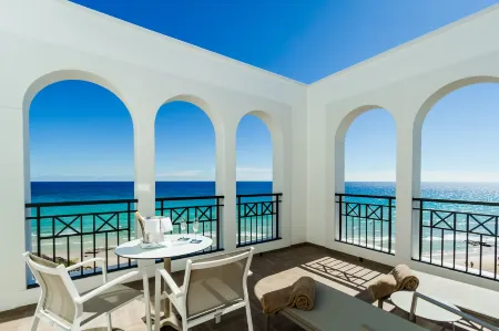 Royal Palm Resort & Spa - Adults Only Отели в г. Хандия