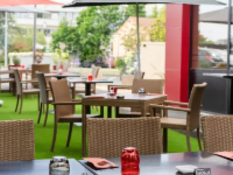 Kyriad Cholet Hoteles en Cholet