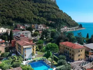 호텔 레지나 애들레이드