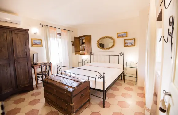 尼納鋁博爾戈城堡酒店