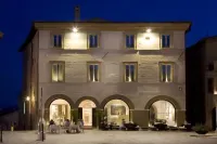 Palazzo Bontadosi Hotel & Spa Hôtels à : Bevagna