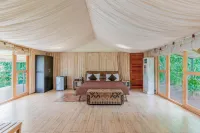 Forest Hills at Tala - balcony