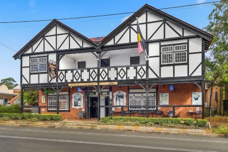 Jamberoo Pub & Saleyard Motel Отели в г. Фоксграунд