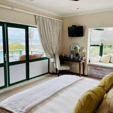 Sandra's Guest House