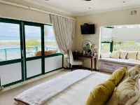 Sandra's Guest House Các khách sạn ở Langebaan