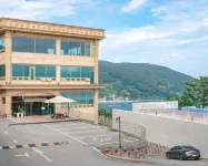 Hotel Sang Sang & Private Sang Sang Pool Villa - parking
