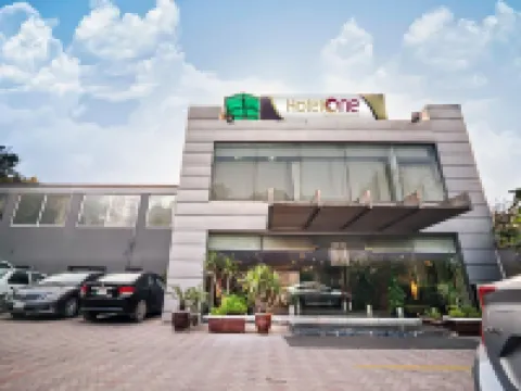 Hotel One Mall Road Lahore Hotéis em Laore