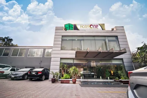 Hotel One Mall Road Lahore