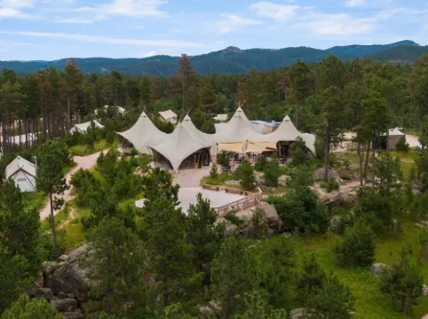 Under Canvas Mount Rushmore