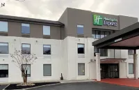 Holiday Inn Express Gloucester Hotels in Gloucester