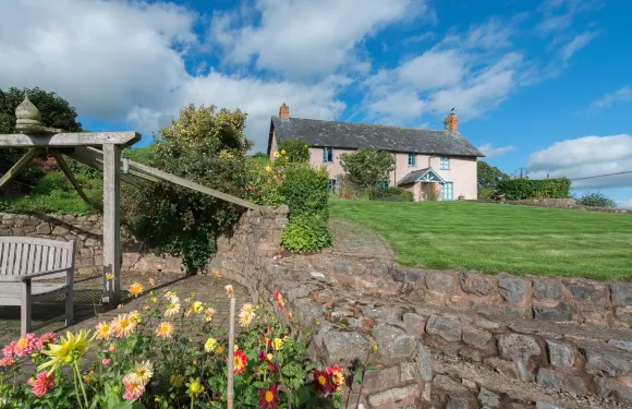 舊乳業巴頓主教住宿加早餐旅館